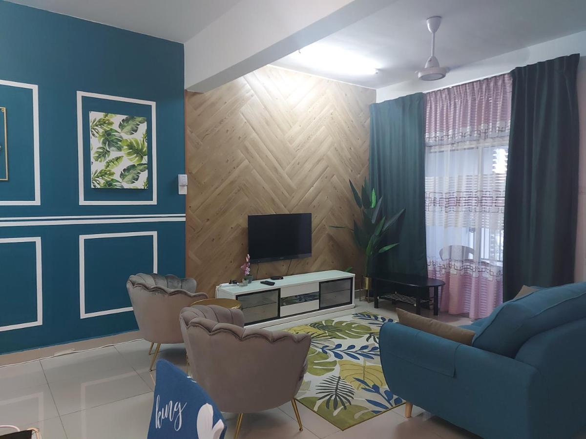 Dg Homestaymuslim Putrajaya - Near Alamanda ภายนอก รูปภาพ