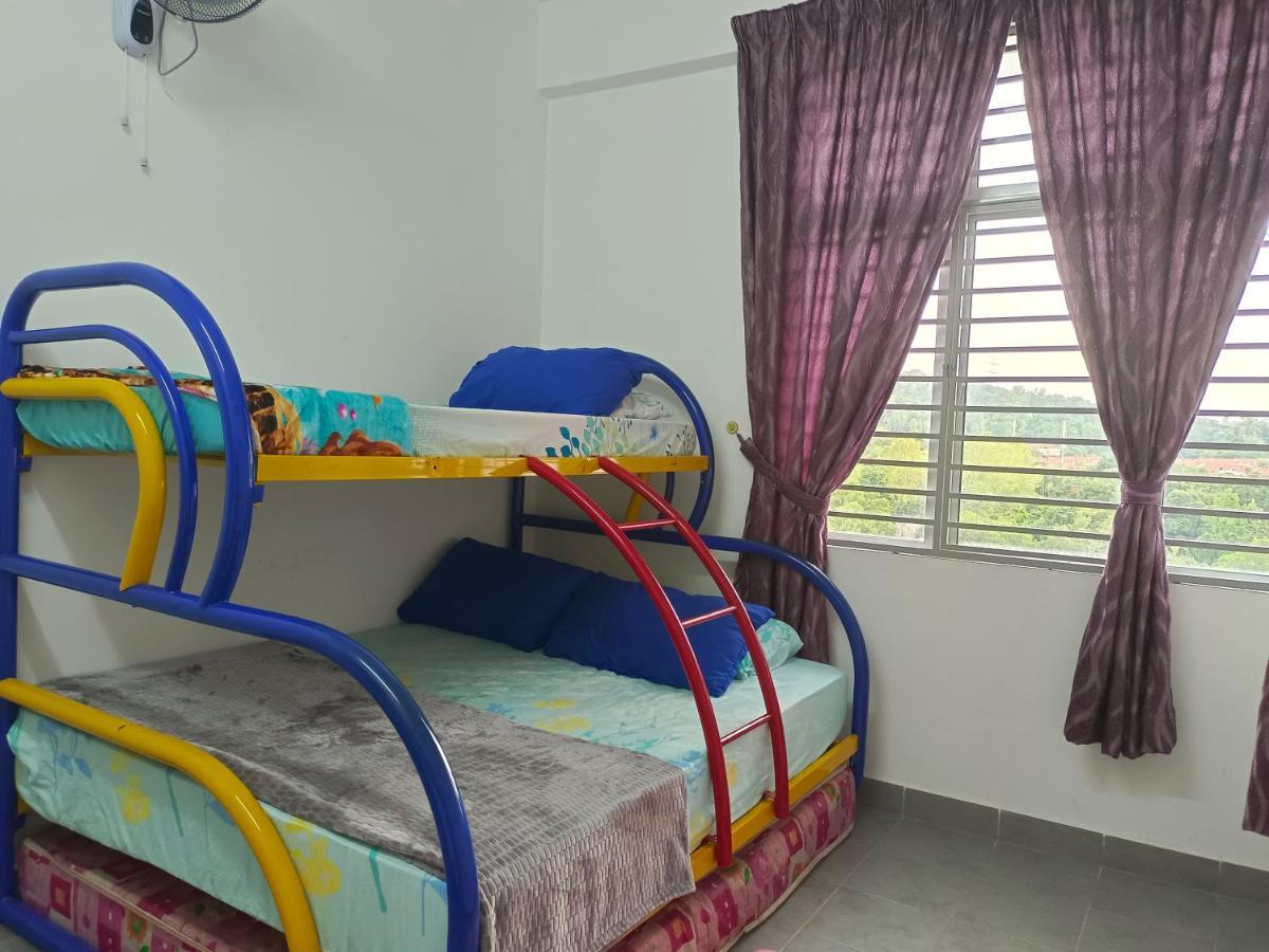 Dg Homestaymuslim Putrajaya - Near Alamanda ภายนอก รูปภาพ